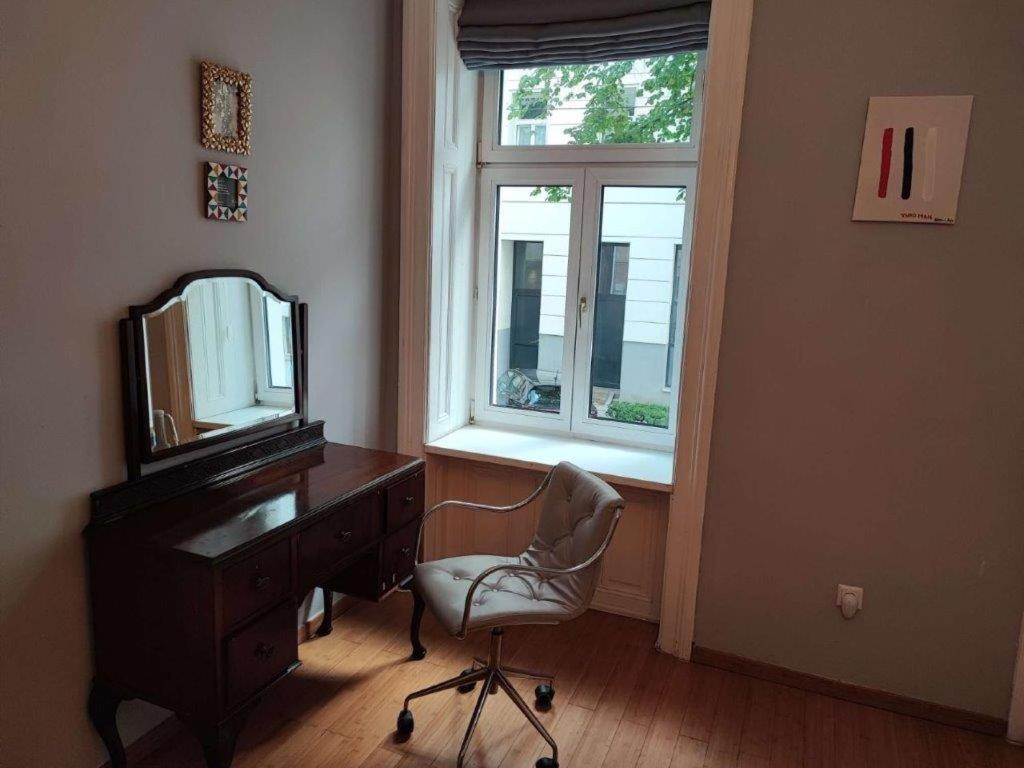 Central Vienna Apartment With Unique 40M2 City Garden & Self Check In Luaran gambar