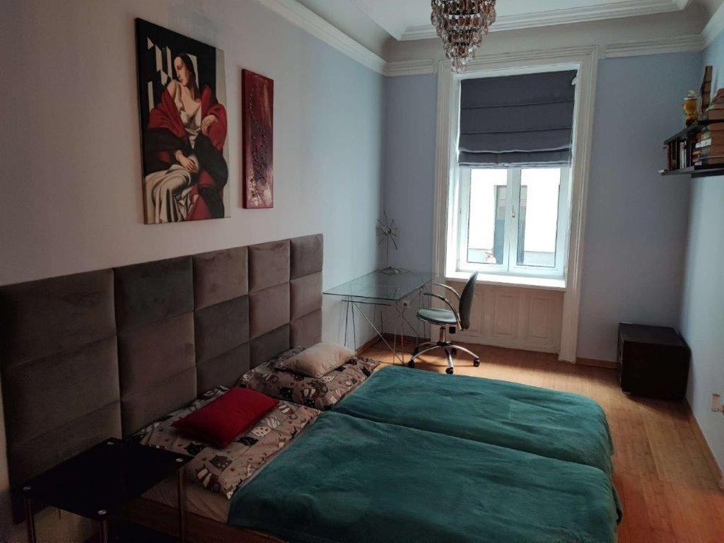 Central Vienna Apartment With Unique 40M2 City Garden & Self Check In Luaran gambar