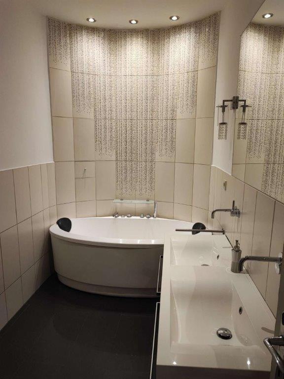 Central Vienna Apartment With Unique 40M2 City Garden & Self Check In Luaran gambar