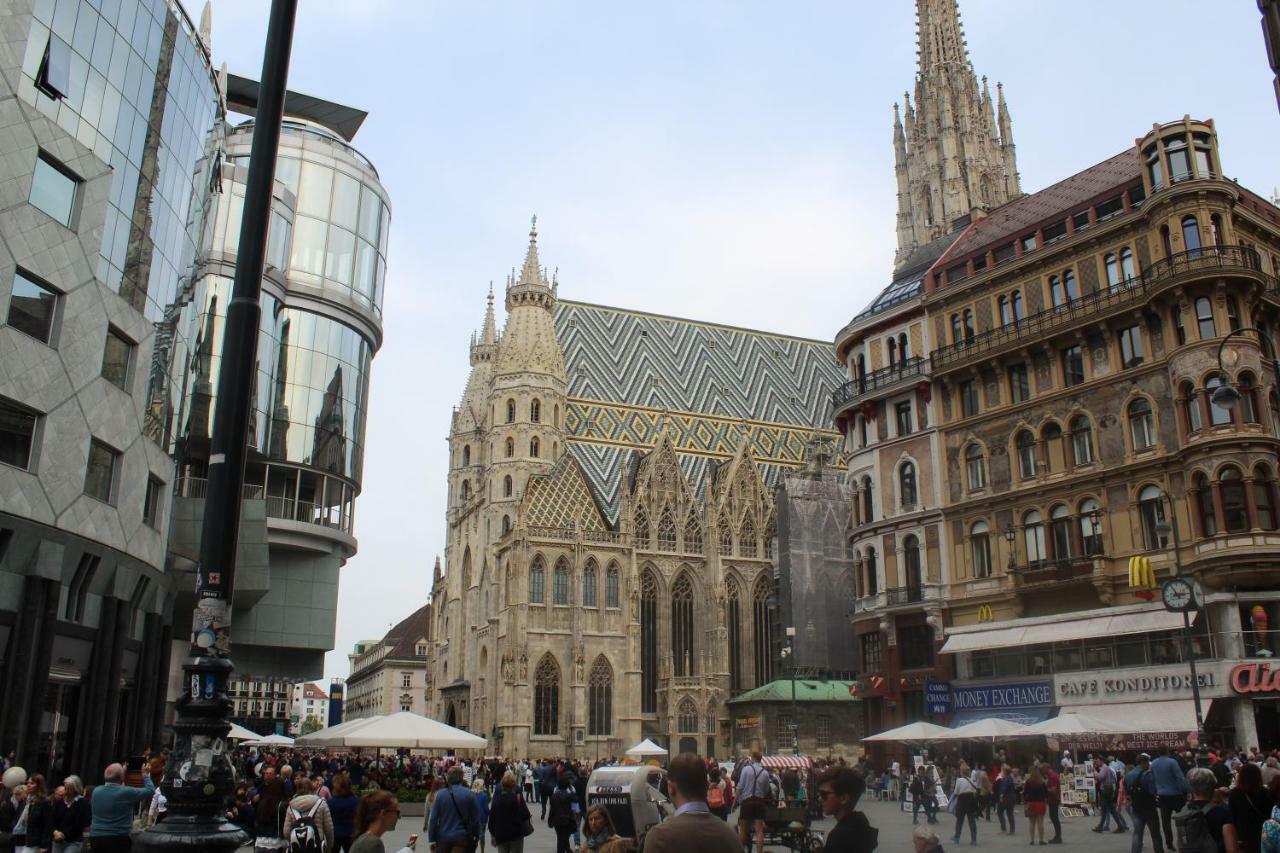 Central Vienna Apartment With Unique 40M2 City Garden & Self Check In Luaran gambar