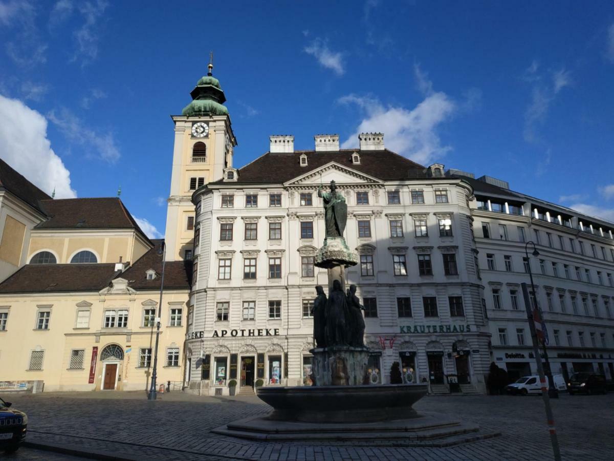 Central Vienna Apartment With Unique 40M2 City Garden & Self Check In Luaran gambar